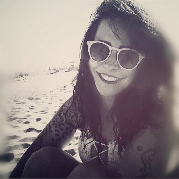 Meet your Posher, Lisa - Picture 9 of 15